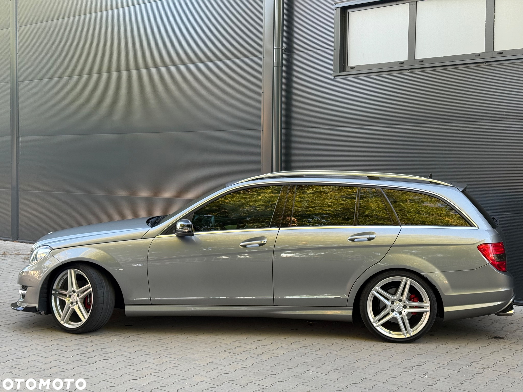 Mercedes-Benz Klasa C 250 (BlueTEC) d T 7G-TRONIC AMG Line - 3