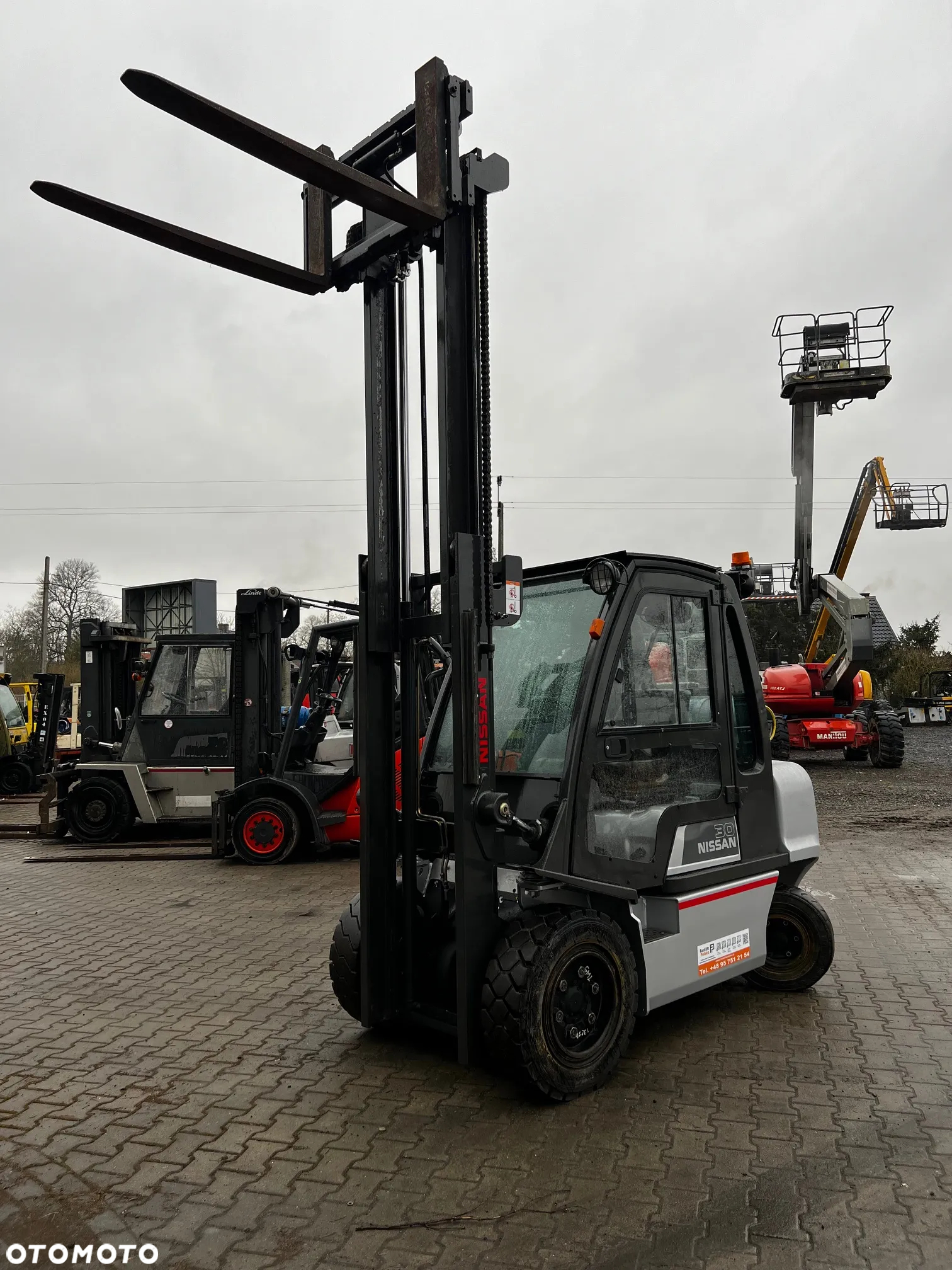 Nissan UG1D2A30LQ - 8