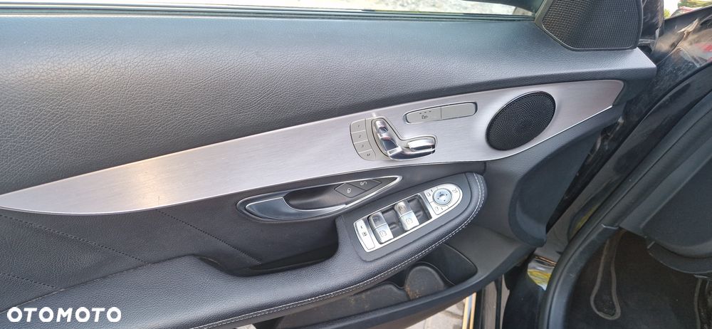 Mercedes-Benz Klasa C 220 d T 9G-TRONIC AMG Line - 15
