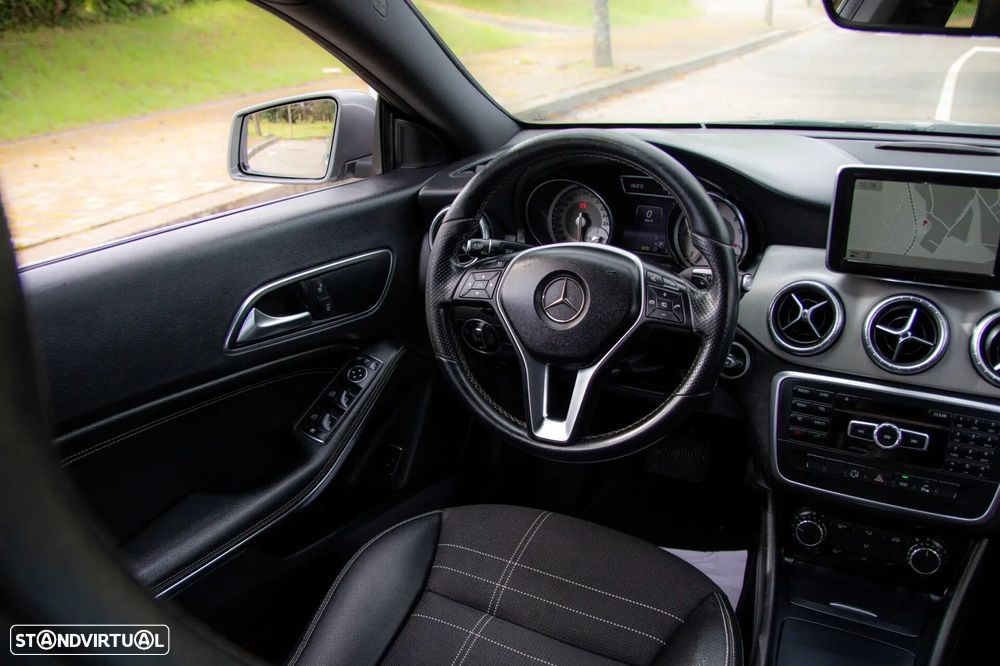 Mercedes-Benz CLA 220 CDI Urban Aut. - 31