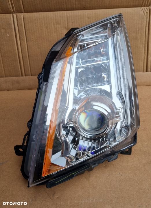 LAMPA LEWA XENON LED 25897363 CADILLAC CTS - 1