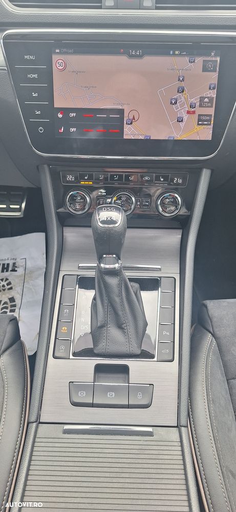 Skoda Superb Combi 2.0 TDI 4x4 DSG Scout - 19