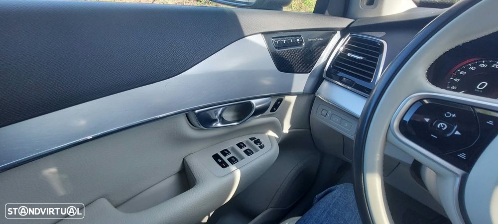 Volvo XC 90 - 25