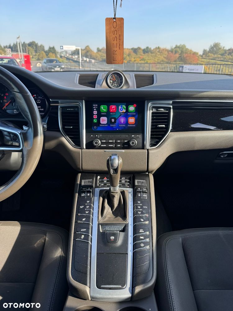 Porsche Macan Standard - 11