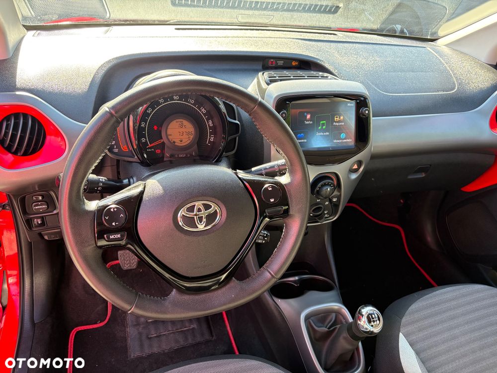 Toyota Aygo 1.0 VVT-i Color Edition - 11