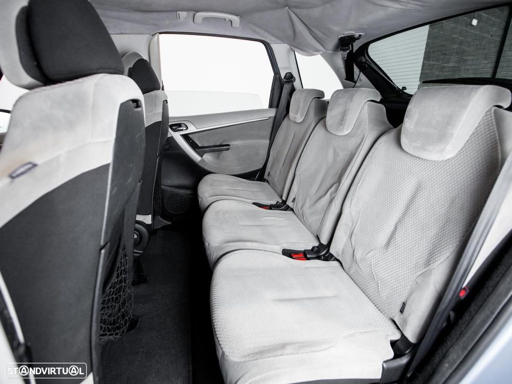 Citroën C4 Picasso - 8