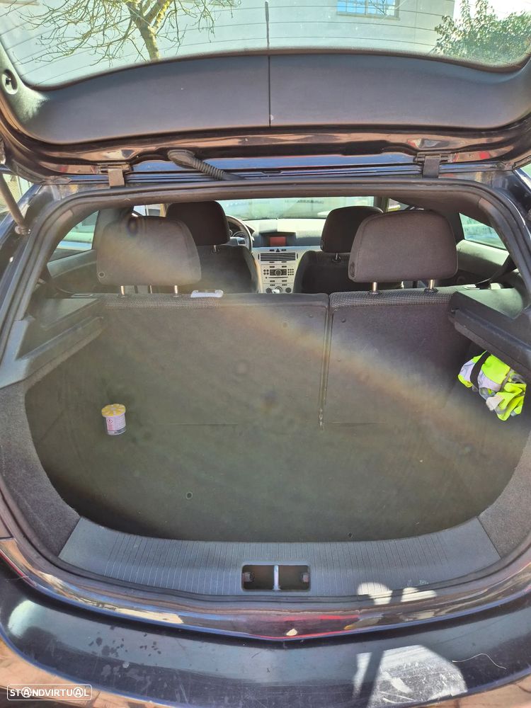 Opel Astra GTC 1.3 CDTI - 12