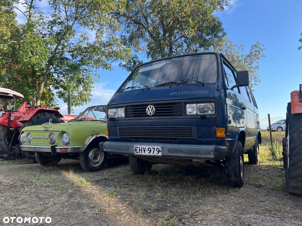 Volkswagen Caravelle - 5