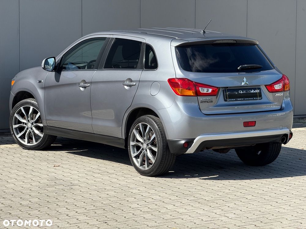 Mitsubishi ASX - 8