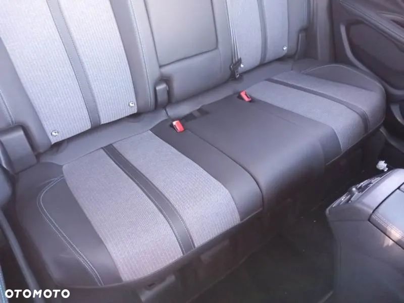 Peugeot 3008 1.5 BlueHDi Allure S&S EAT8 - 16