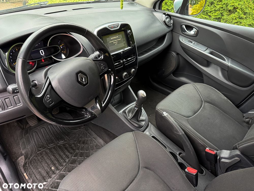 Renault Clio 1.2 16V 75 Experience - 15