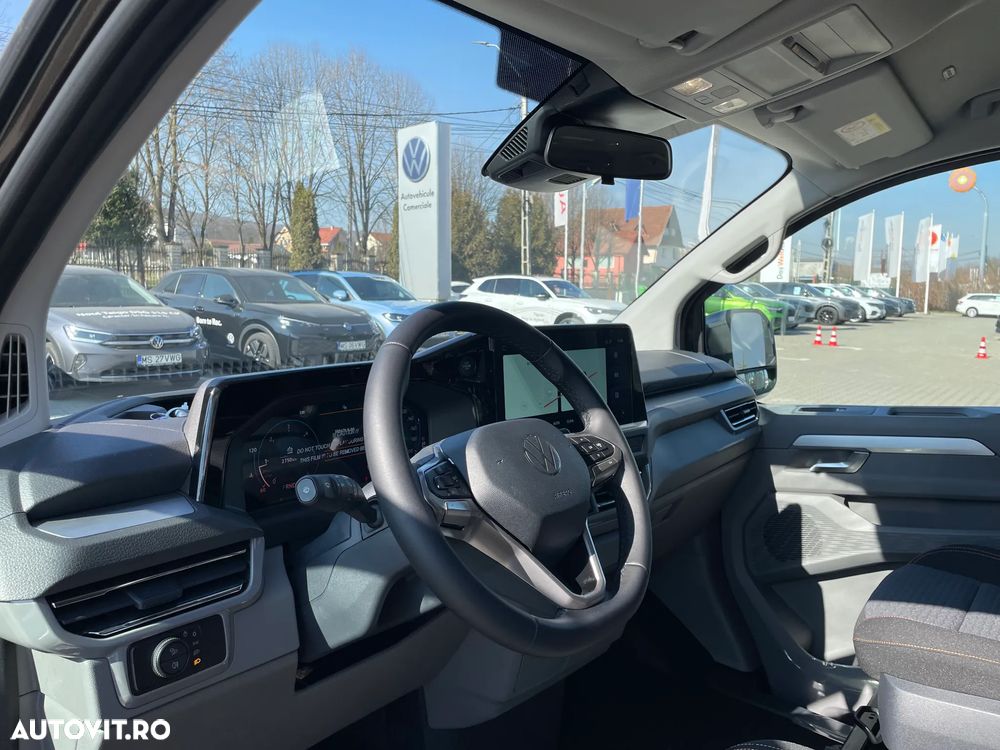 Volkswagen Caravelle - 7