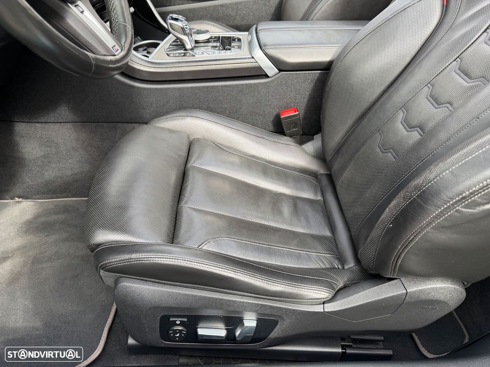 BMW 840 d xDrive Pack M - 31