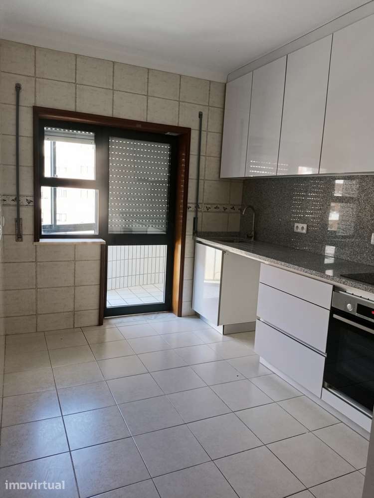 Apartamento T2, não mobilado -  Aveiro - Grande imagem: 2/14