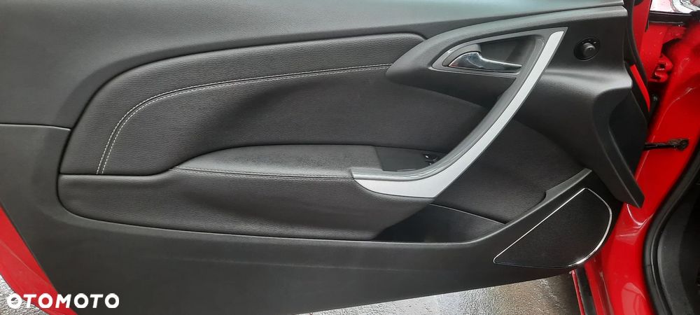 Opel Astra 1.6 T Sport - 26