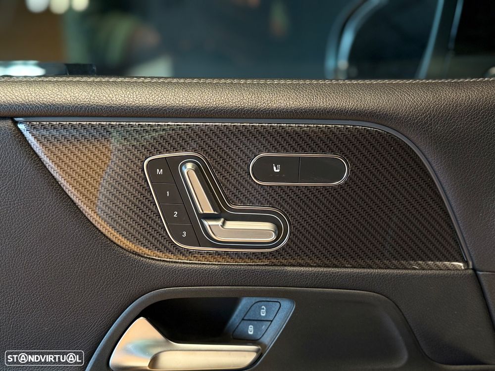 Mercedes-Benz GLB 250 4Matic AMG Line - 21