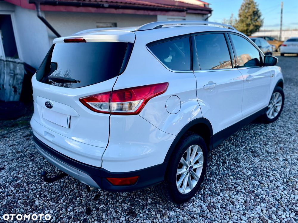Ford Kuga 2.0 TDCi 2x4 Titanium - 6