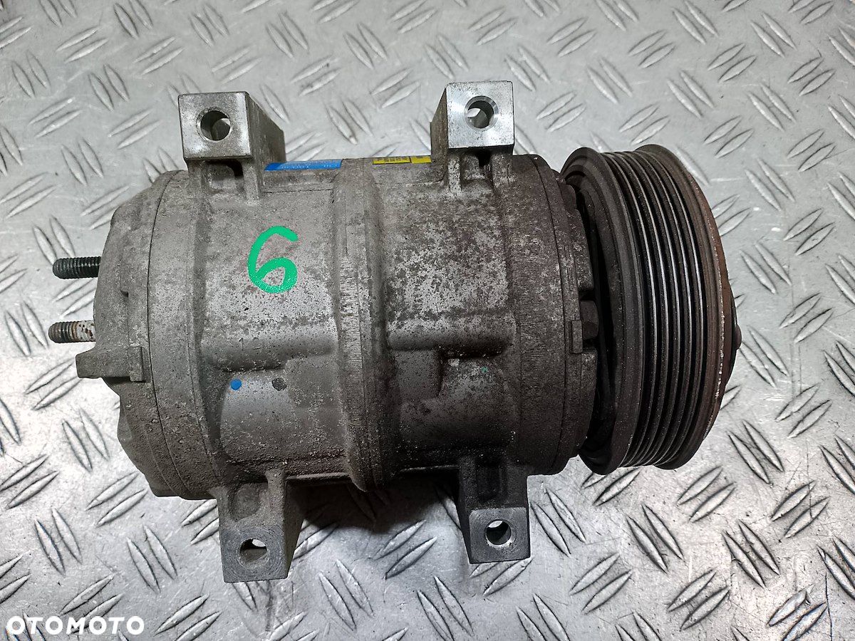 POMPA, SPRĘŻARKA KLIMATYZACJI VOLVO V40 30899721 1.8 16V - 1