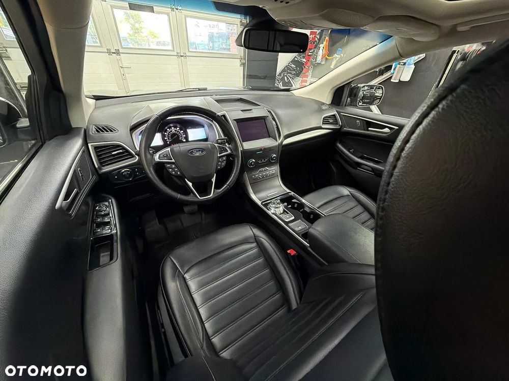 Ford Edge - 13