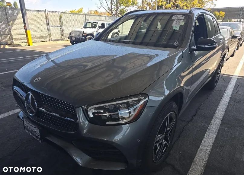 Mercedes-Benz GLC 300 4Matic 9G-TRONIC AMG Line - 1