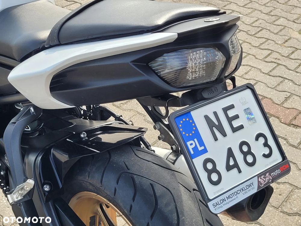 Yamaha FZ8 - 22