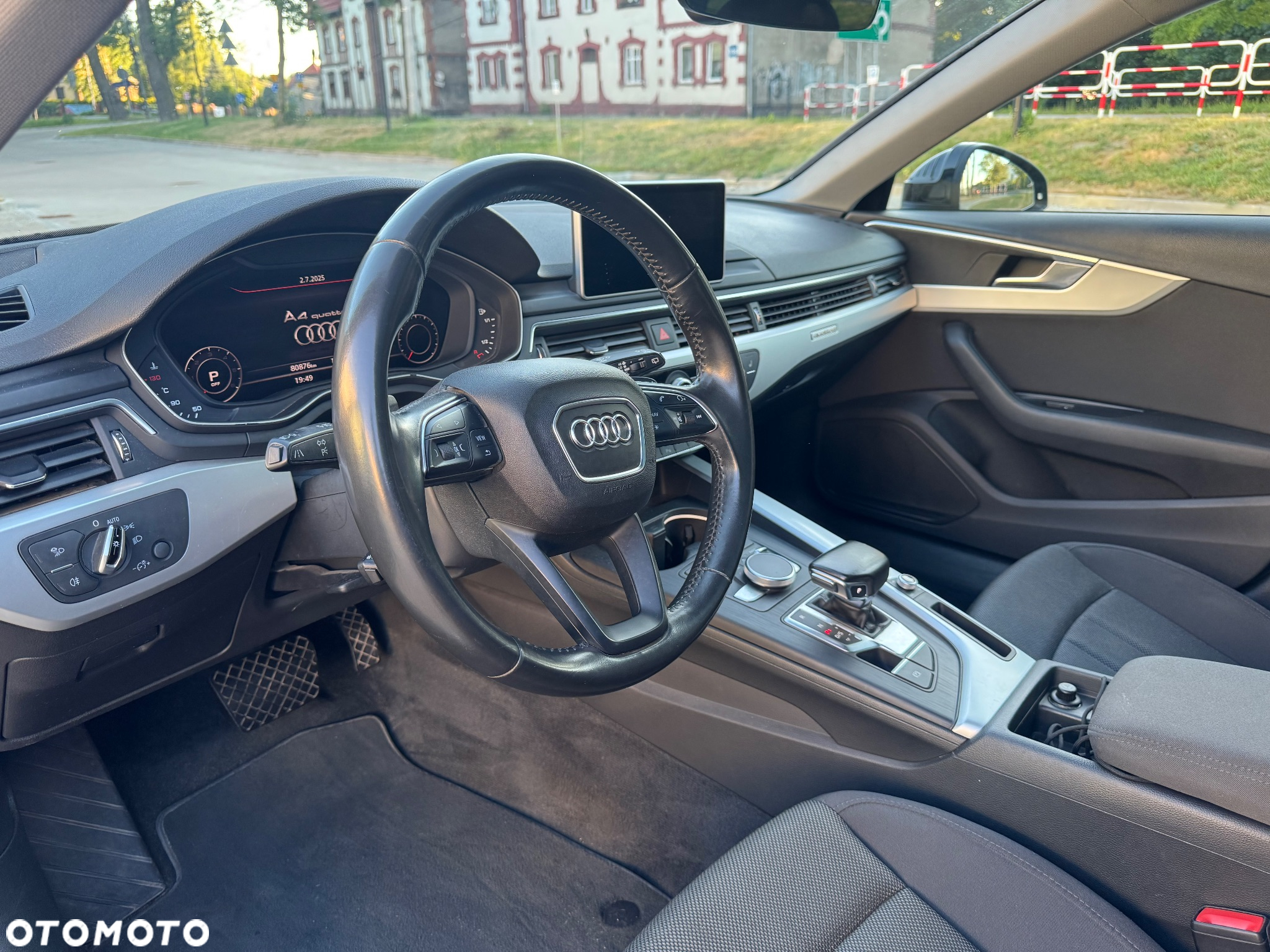 Audi A4 Avant 40 TDI quattro S tronic - 15