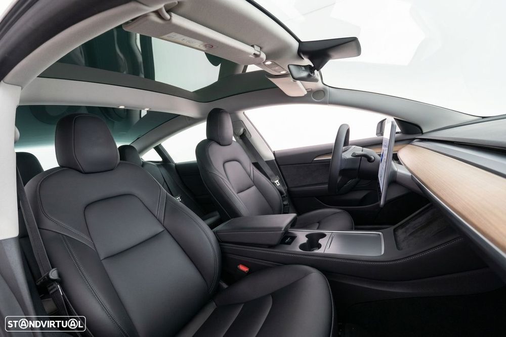 Tesla Model 3 Long-Range Dual Motor AWD - 16