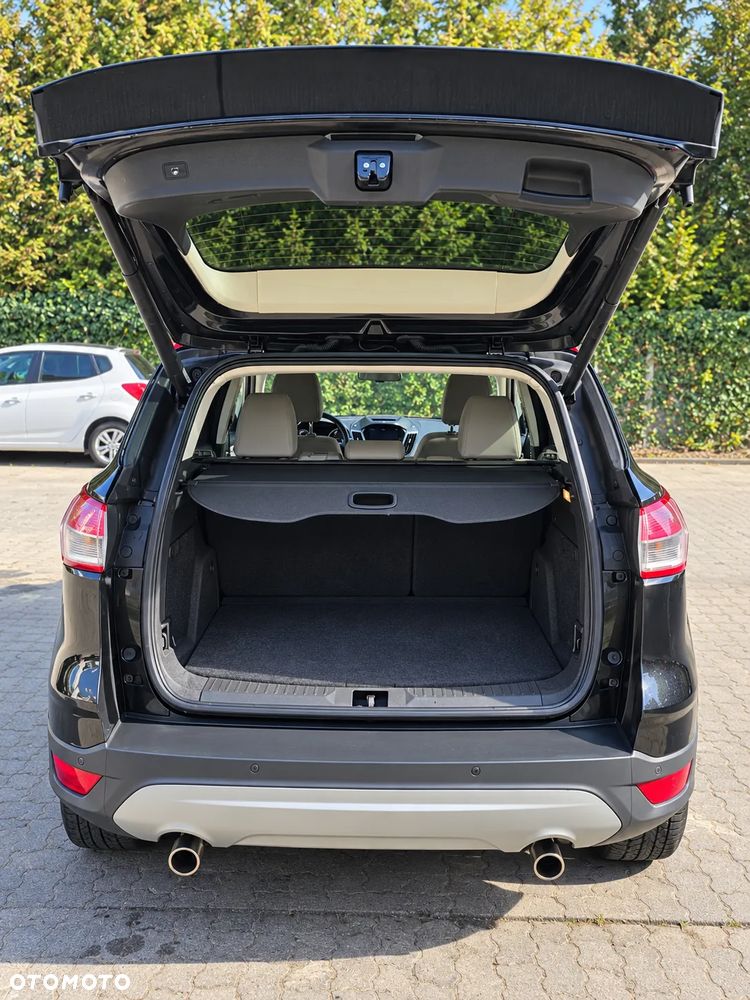 Ford Escape 2.0 EcoBoost AWD Titanium - 3