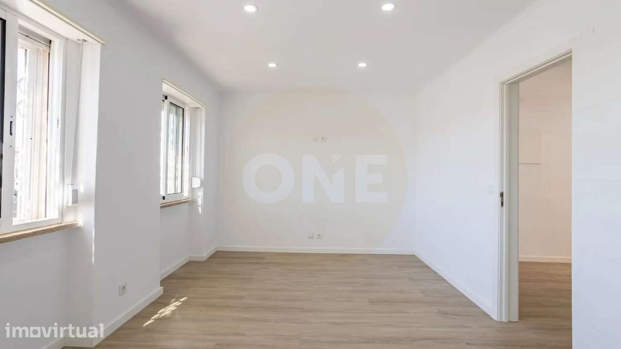 Apartamento T1 + 1 | Logradouro, anexo e arrumos | Queluz, Sintra - Grande imagem: 4/21