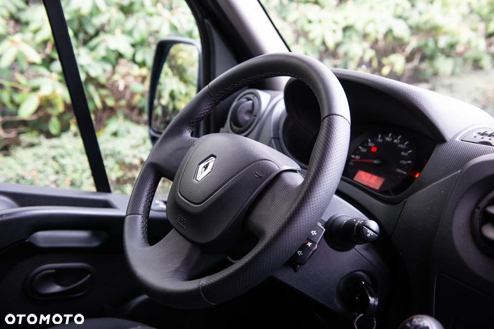 Renault Master ENERGY L2H2 VA 9-Sitzer - 37