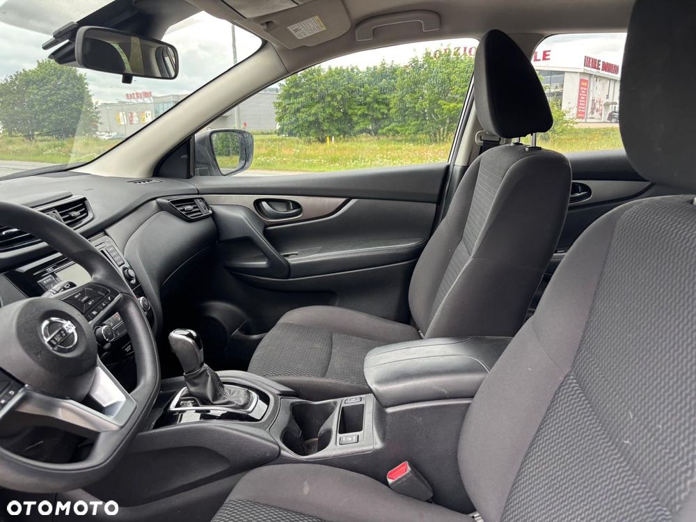 Nissan Qashqai - 12