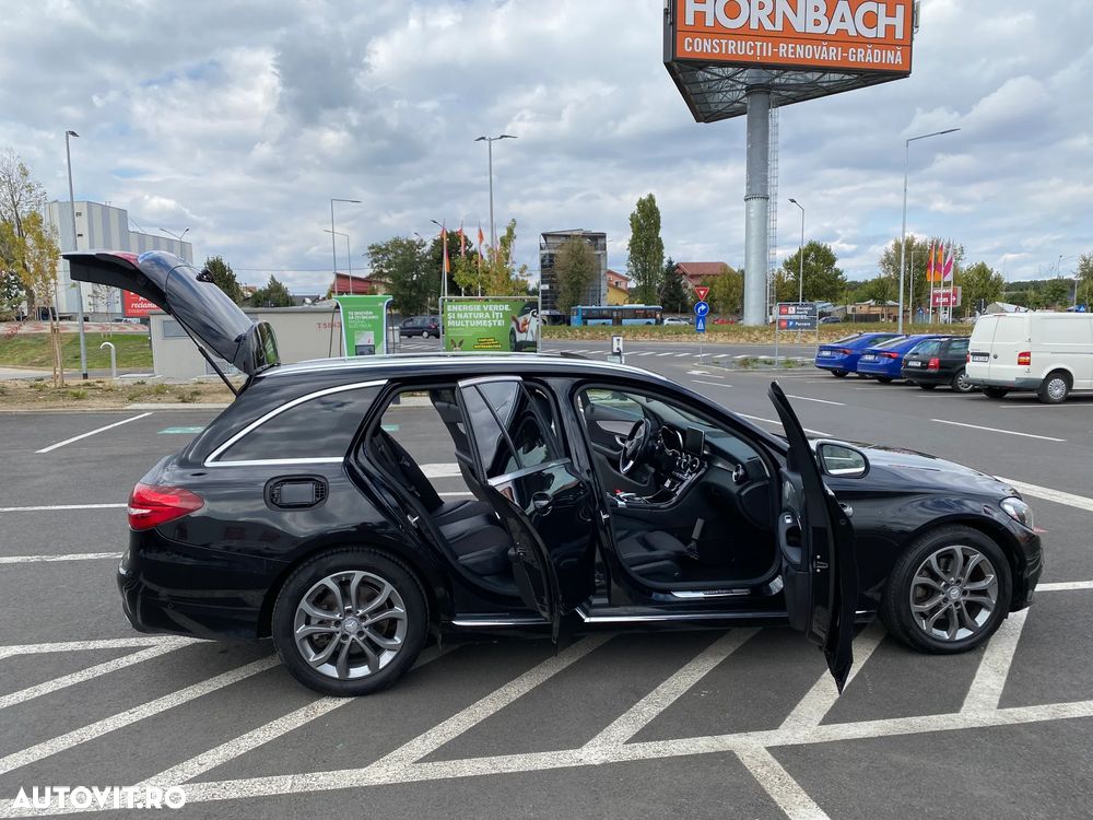 Mercedes-Benz C - 10