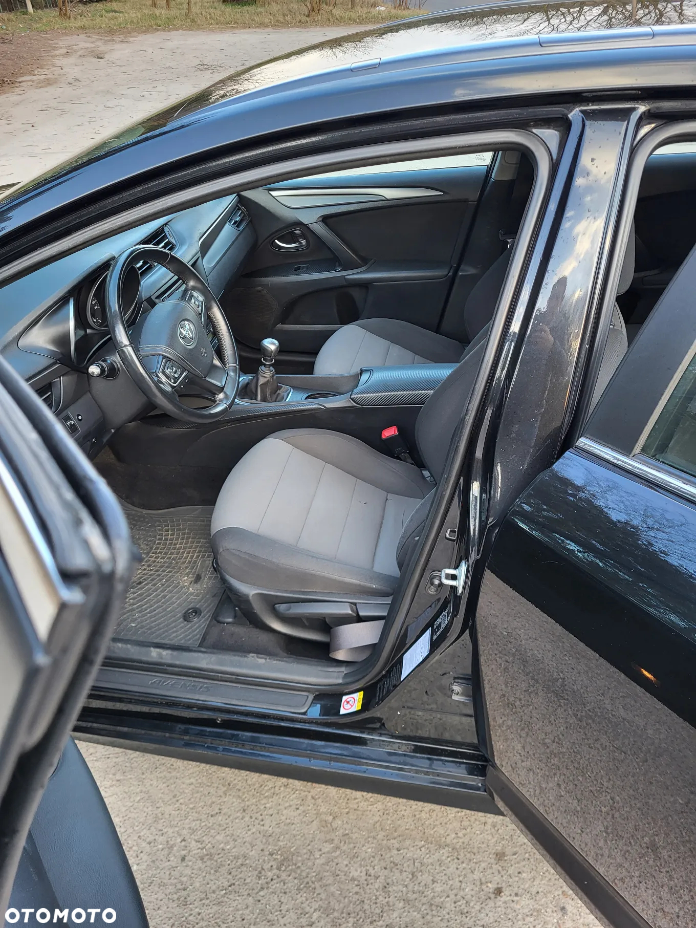 Toyota Avensis 1.6 D-4D Active - 4