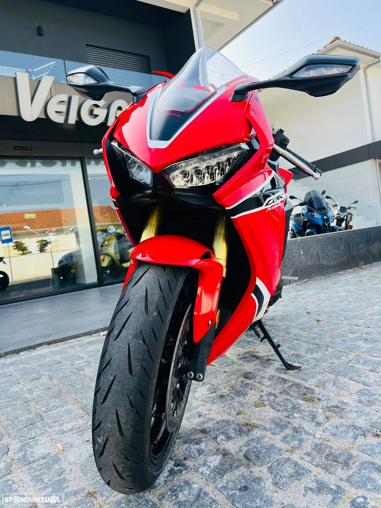 Honda CBR 1000 Fireblade 25th aniversario - 7