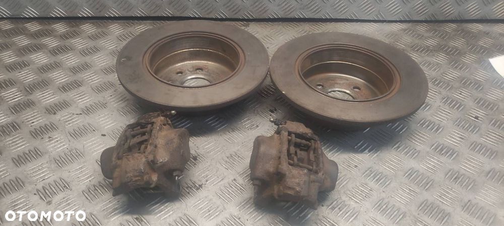 ZESTAW HAMULCOWY TYŁ VECTRA B 1.8 16V - 2