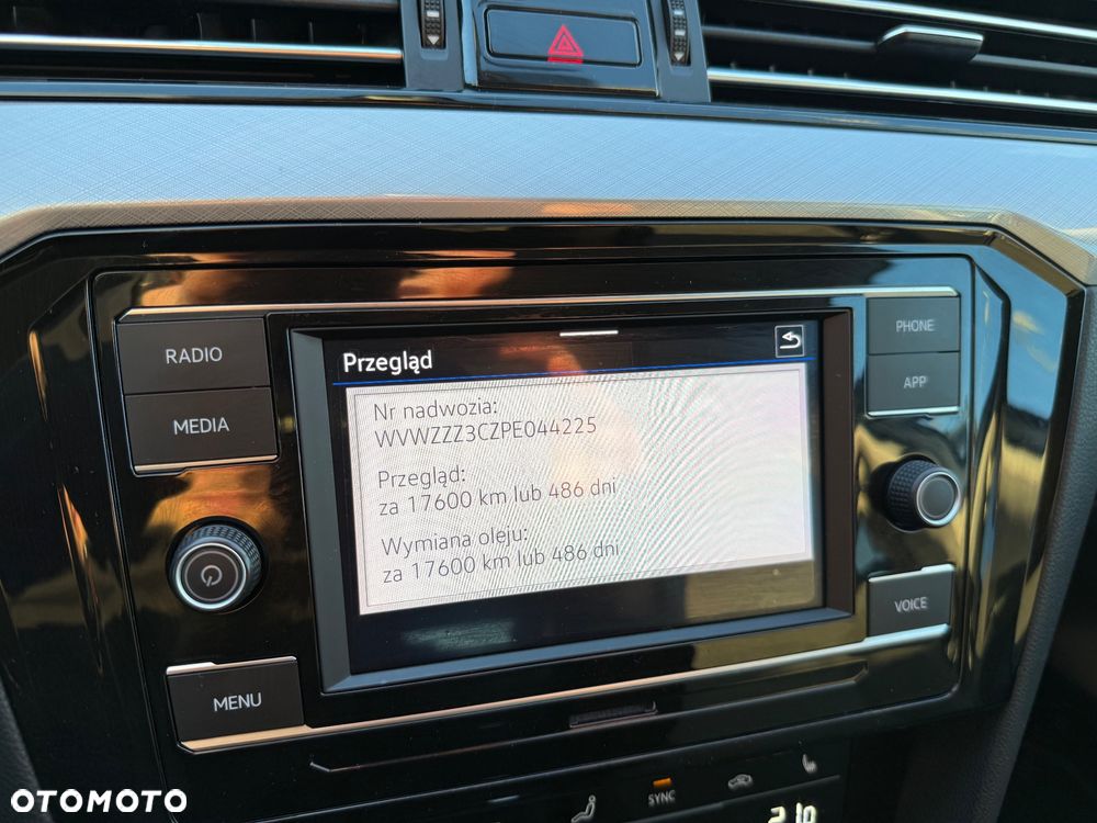 Volkswagen Passat 1.5 TSI EVO Business DSG - 18