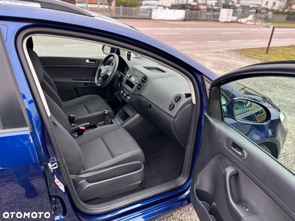 Volkswagen Golf Plus - 9