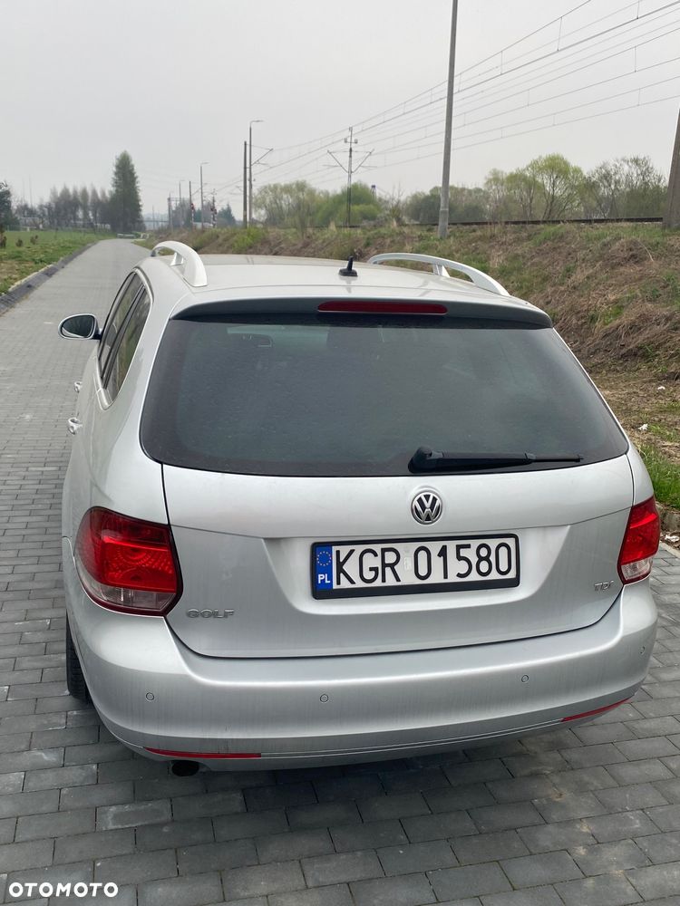 Volkswagen Golf 1.6 TDI DPF Highline - 5