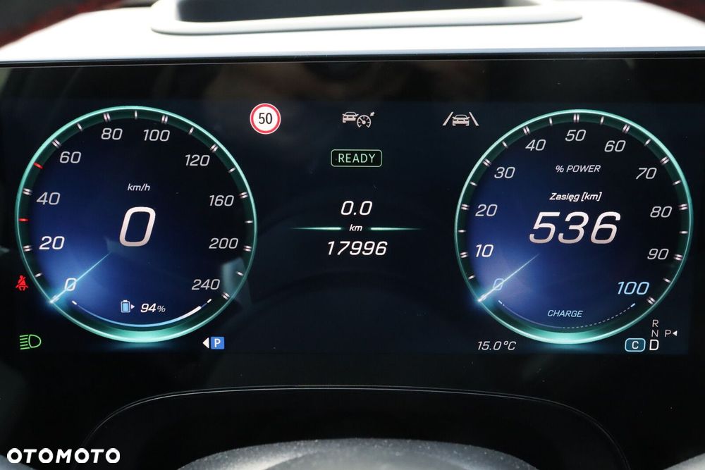 Mercedes-Benz CLA - 16