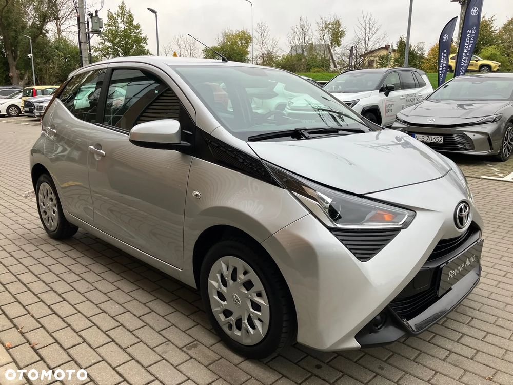 Toyota Aygo x-play - 12