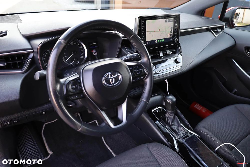 Toyota Corolla - 13