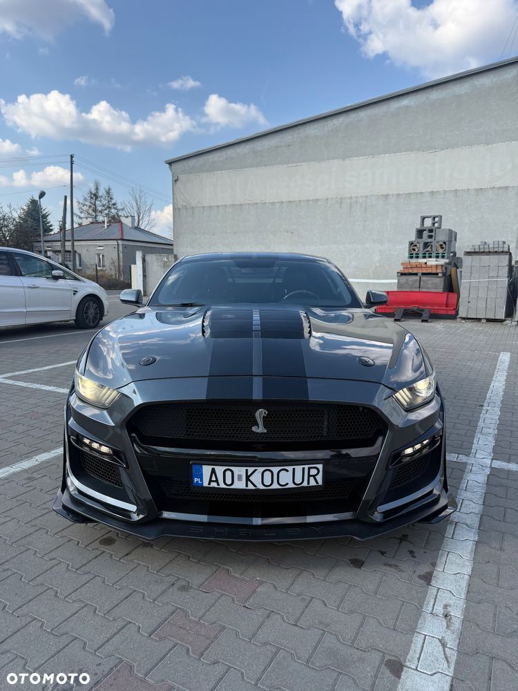 Ford Mustang 5.0 V8 GT - 24