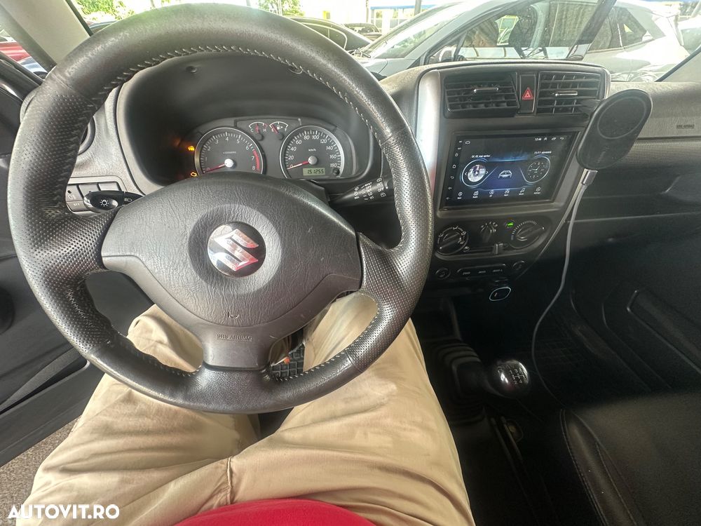Suzuki Jimny 1.3 JLX - 12