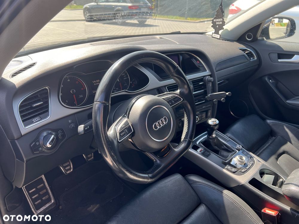 Audi A4 Avant 2.0 TDI - 9