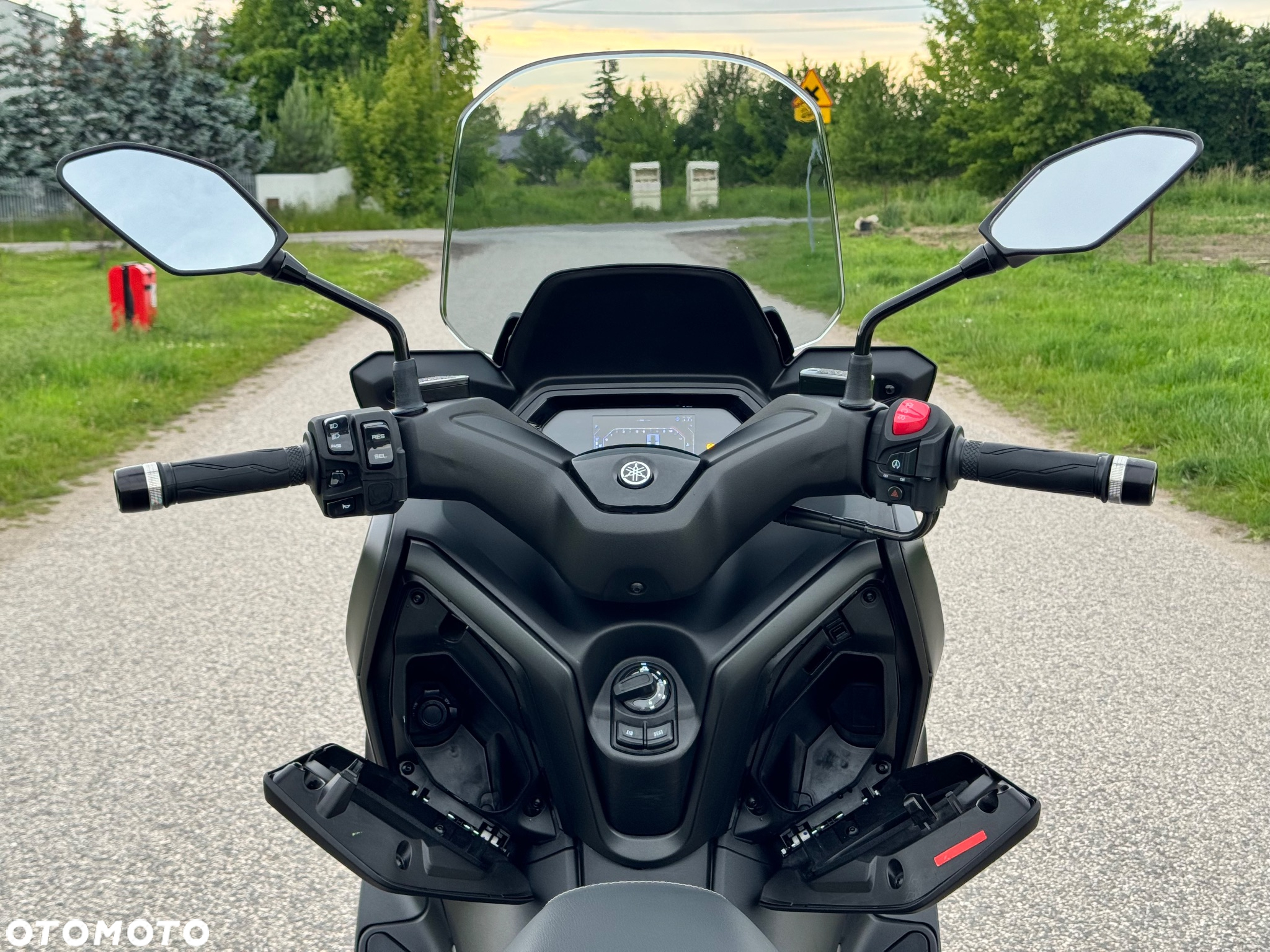 Yamaha X-max - 20