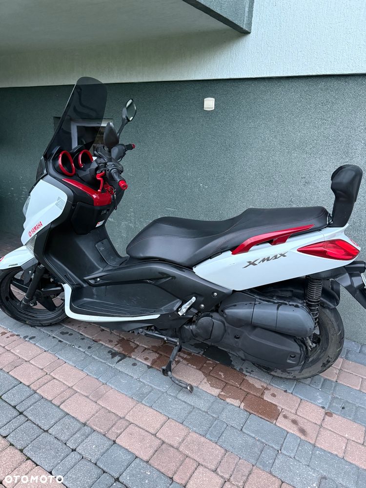 Yamaha X-max - 3
