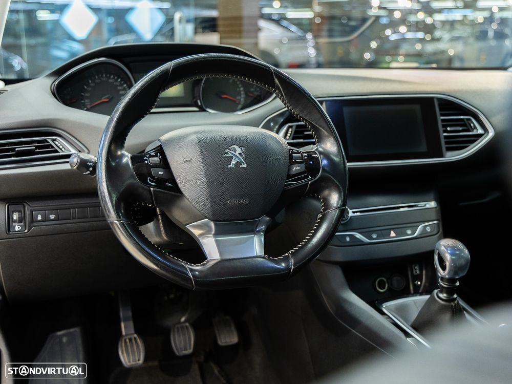 Peugeot 308 SW BlueHDi 120 Stop & Start Active - 8