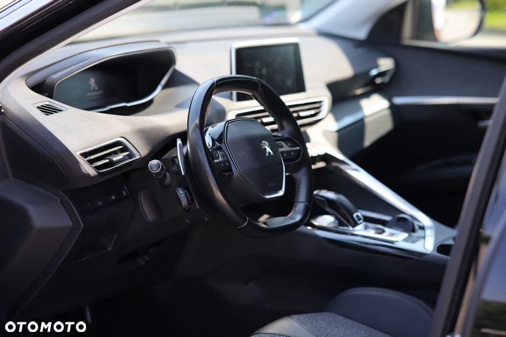 Peugeot 5008 1.2 PureTech Allure S&S EAT8 - 7