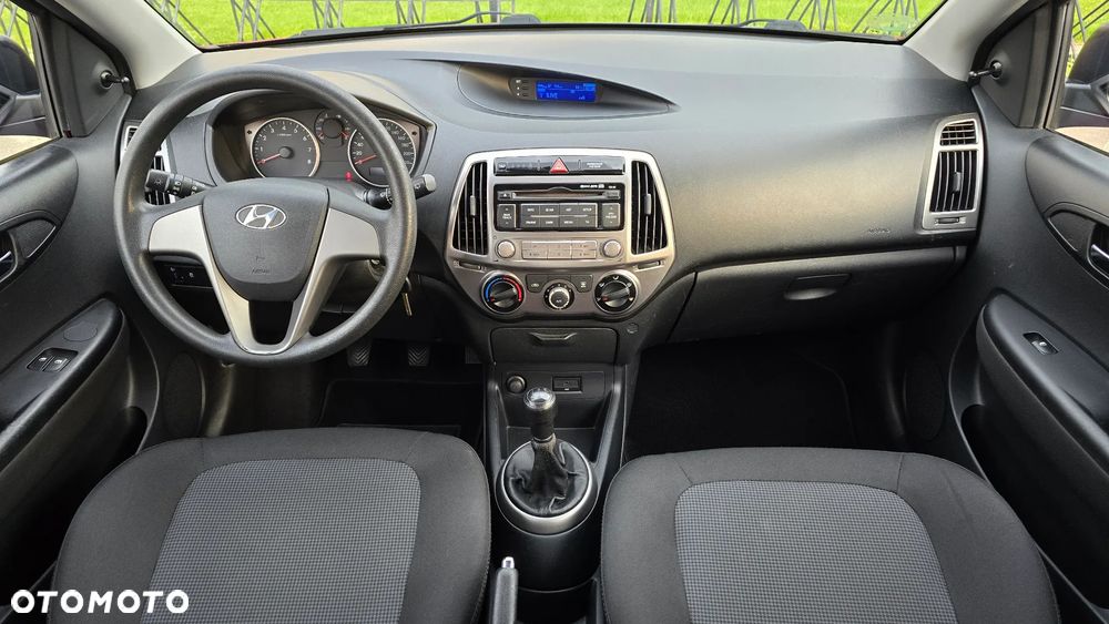 Hyundai i20 - 13