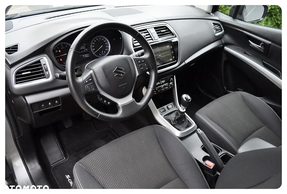 Suzuki SX4 S-Cross 1.4 T Premium - 7